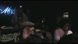 De lado a lado | Menuda Coincidencia & Tocadiscos Trez (1 de 4)
