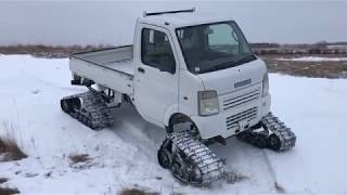 Suzuki Carry Mini Truck with Tracks - Test Drive + Speed Run