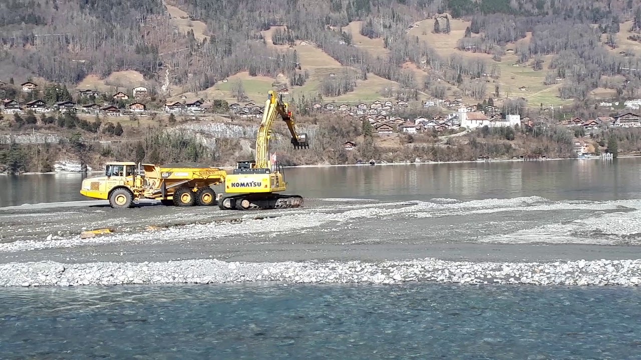 Kiesbagger in Bönigen am Brienzersee