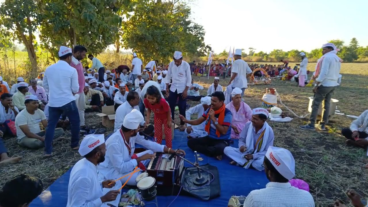 दुनिया वाले क्या जाने मेरा रिस्ता पुराना है। संग सांगात सेवा भजनी मंडळ परभणी पदयात्रा