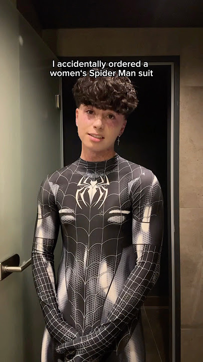women‘s spider man suit😭