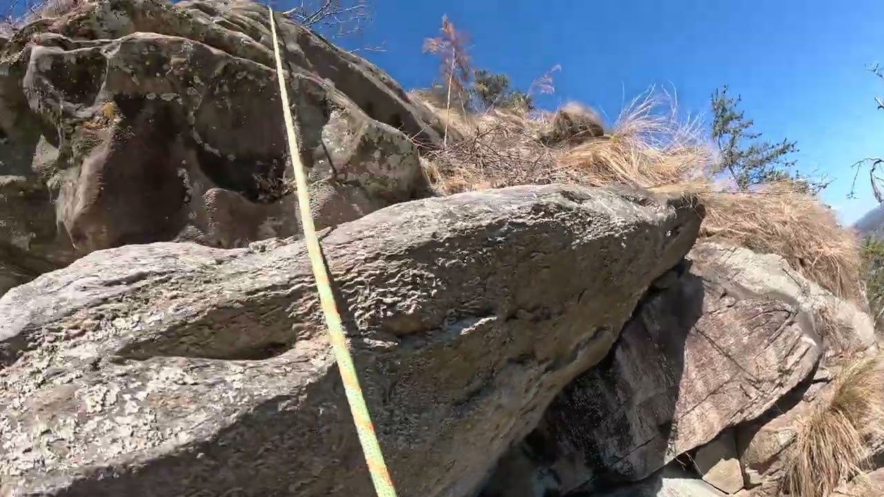 Geezer face 5.6 Currahee Top Rope Solo!