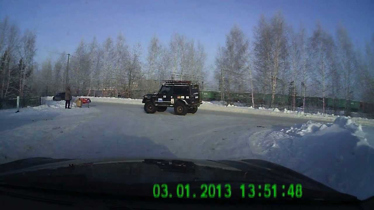 Выход из заноса - удачный... и не очень) - YouTube