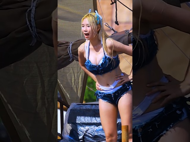 2026 김해롯데워터파크 유채연치어리더 엘레베이터 3 공연 직캠 #shorts #유채연 #치어리더 #김해롯데워터파크