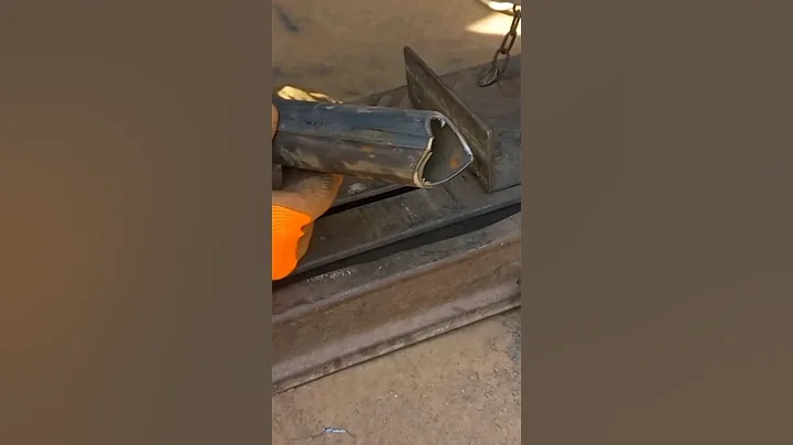 Amazing Round Pipe Cutting from a Professional #shorts