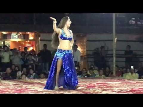 Belly Dance in Dubai Desert Safari