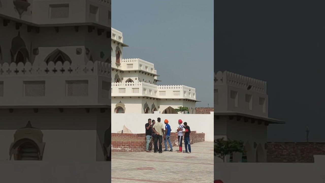 GT road ta killa wich haveli hai 