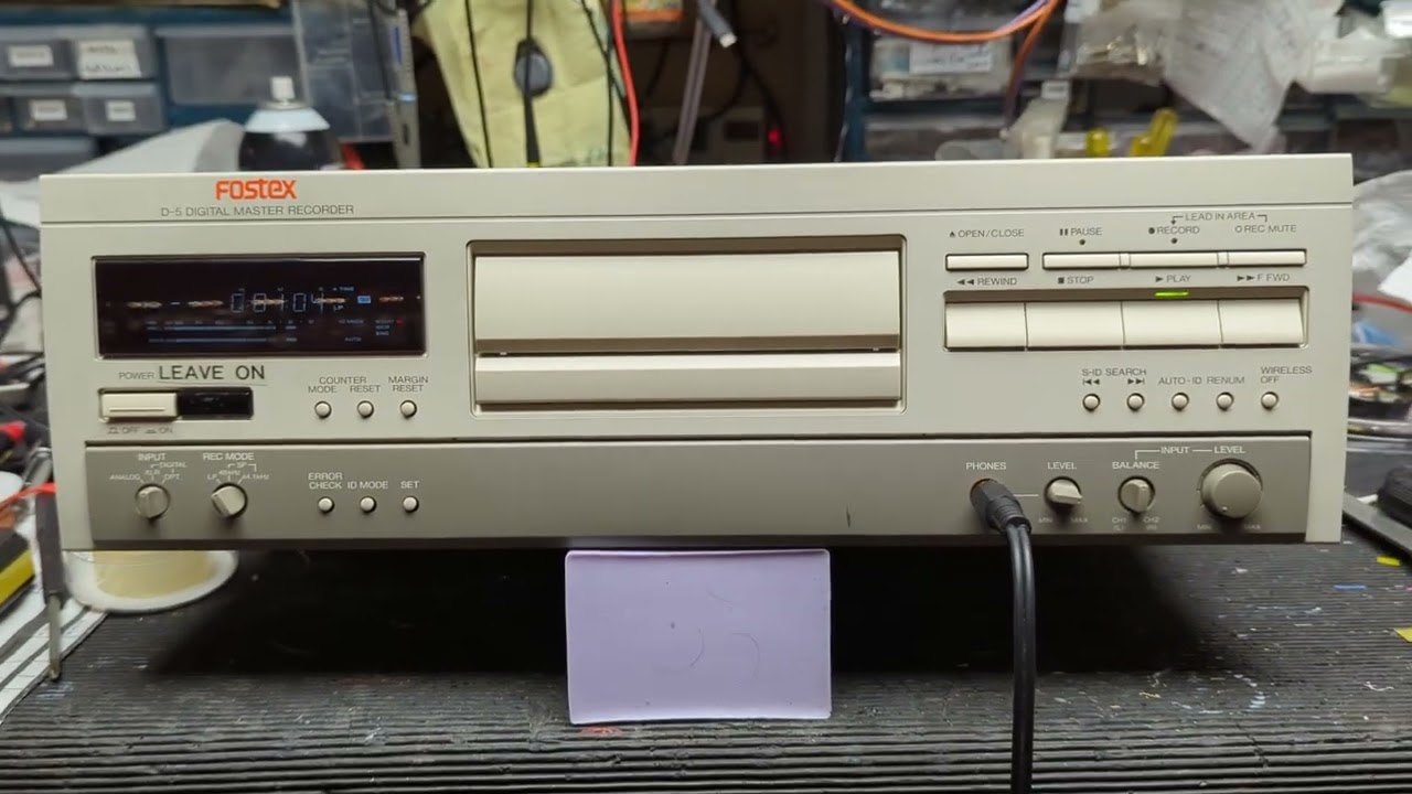 FOSTEX ( by Pioneer) DAT recorder - YouTube
