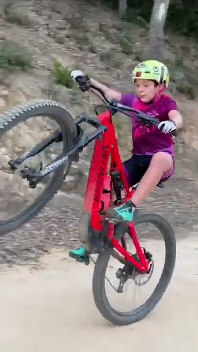 TALENTED KID | wheelie with my father’s e-bike  #ebike #specialized #turbolevo #bike #show #shorts