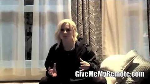 IZOMBIE: Rose McIver Previews the New CW Series