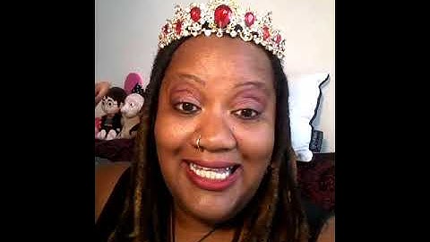 Ask An Aquarius: Is It Fear Talking Or Your Intuition?