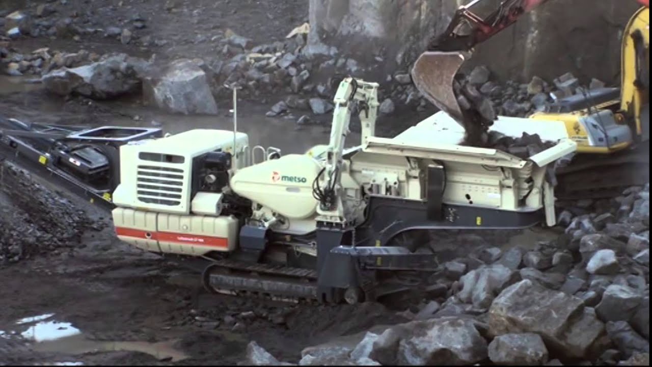 mobile crusher mobile crusher