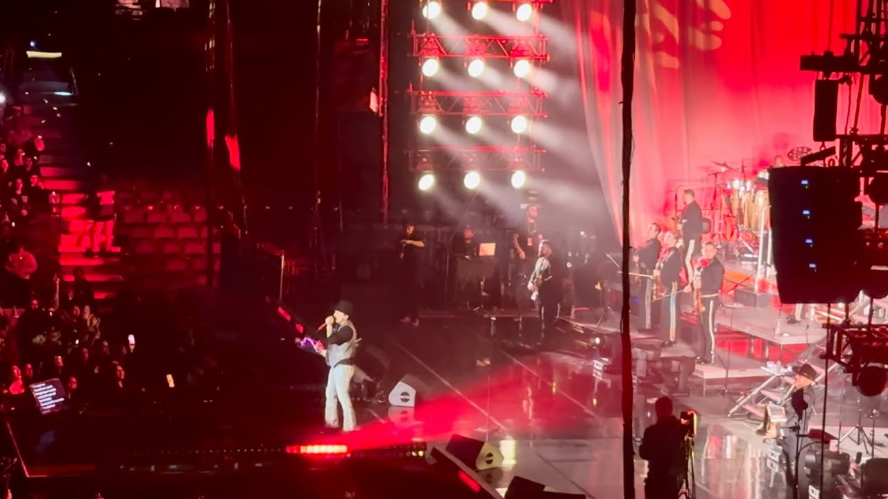 Christian Nodal: PA’L CORA TOUR  Chicago 12/12/2025.    Suscribete para mas videos!