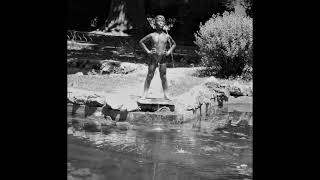 Dialogue with the past, a poem by Vasiliki Pappas