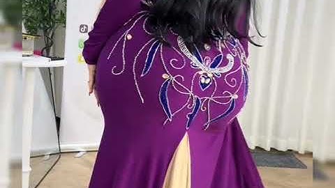 New look Arabian curvy Plus size women fashion model|Arabic Plus size model girl