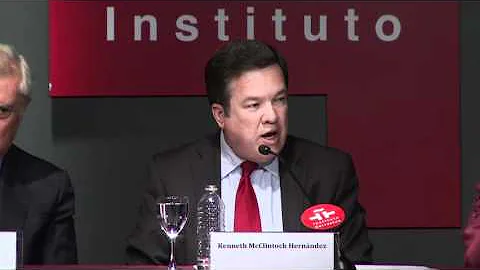 THE ECONOMIC POWER OF HISPANICS. Kenneth McClintoc...