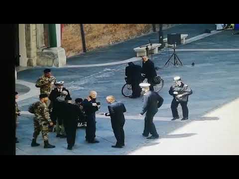 Accoltellamento in piazza del Popolo a Ravenna