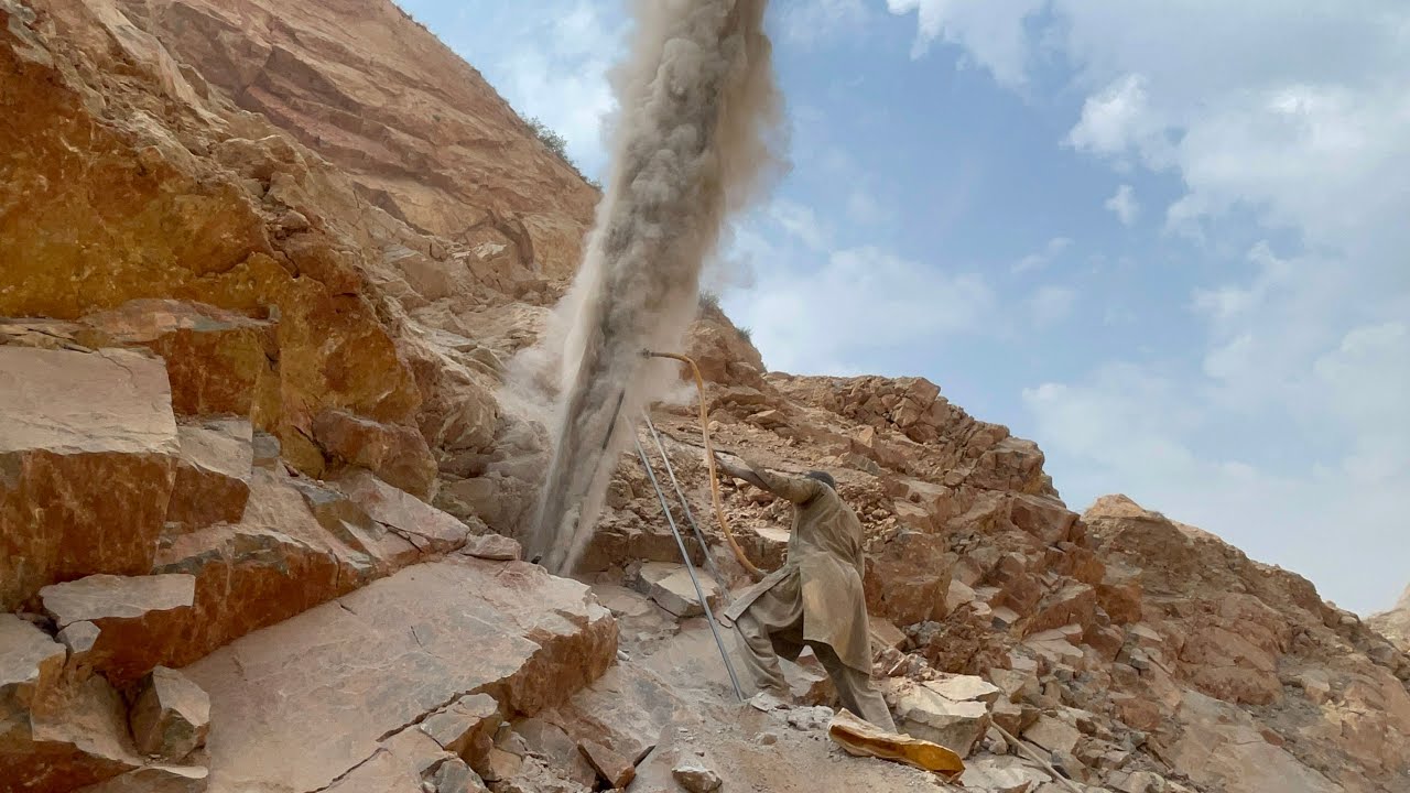 Incredible Work By Quarry Rock Jaw Crusher Machine | Big Rock Crusher.#stonecrusher 