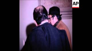 SYND 27 11 77 MINISTERS ARRIVING CABINET MEETING