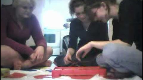 dissthebitch playing Operation