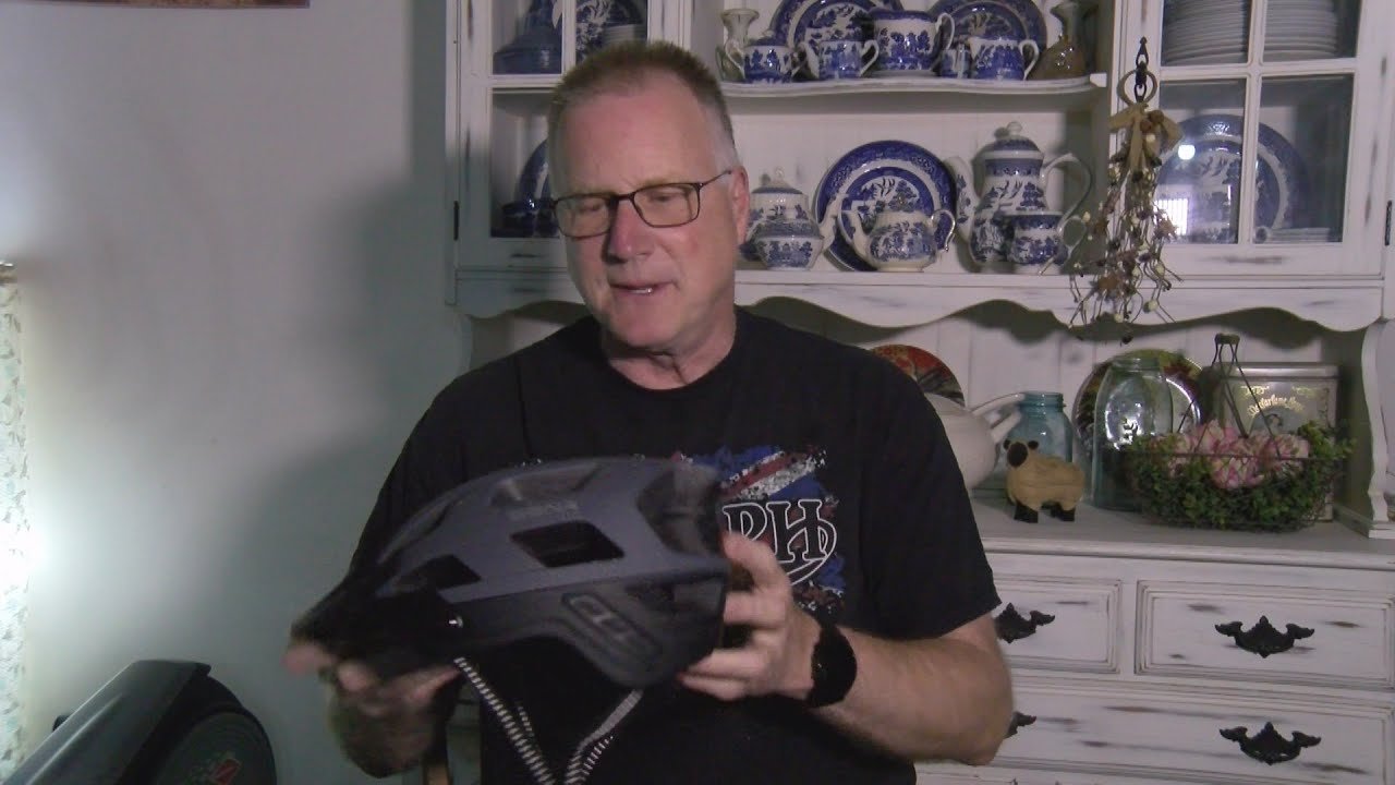 Amazon Fail: My Sena Helmet Was Used, Dirty, and Didn’t Work