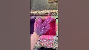 It doesn’t burn dw!!! #wax #gsycandles #satisfying