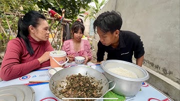 Tìm thịt chuột ở chợ, làm món chuột đồng kho rau răm, chấm rau muốn luộc | Nam miền tây hg