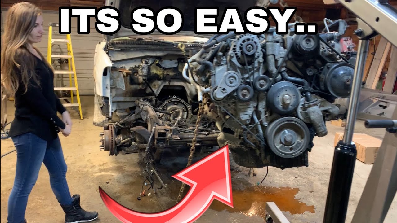 How To Remove A Duramax Engine - YouTube