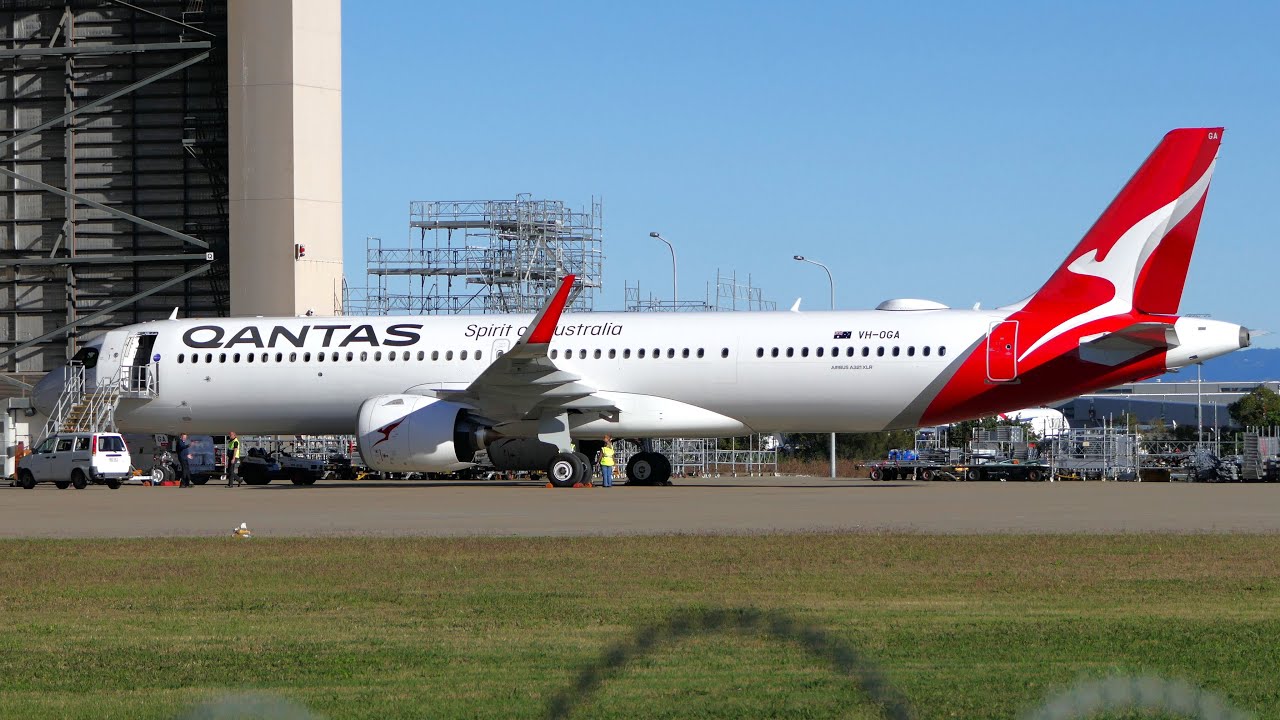 FIRST Qantas A321XLR Landing at Brisbane Airport - 4K
