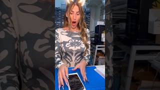 iPhone 15 Pro Max screen replacement #ifixit #teardown Part 1 screenshot 3