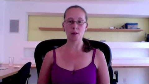 Landing Page Testing with Content Experiments: 1 Minute Marketing with Monique