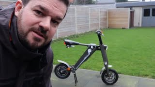 Bezwaar Botanist Middeleeuws Deze elektrische scooter vouwt zichzelf op - YouTube