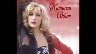 Kamuran Akkor İsterse Kovsun...