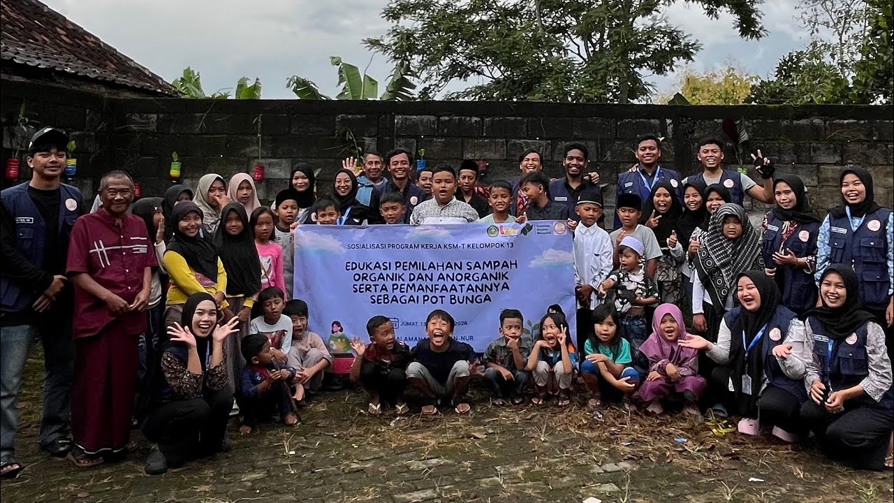 Aksi Nyata KSM-T 13 UNISMA : Optimalisasi Sarpras dan Daur Ulang Sampah di Masjid An-Nur Desa Bocek