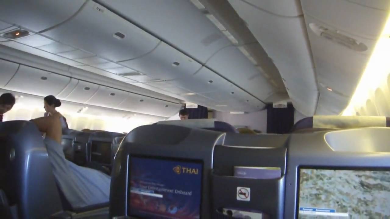 Thai Airways Melbourne to Bangkok Royal Silk Class Boeing 777300 HD YouTube Thai Airways Melbourne to Bangkok Royal Silk Class Boeing 777300 HD YouTube