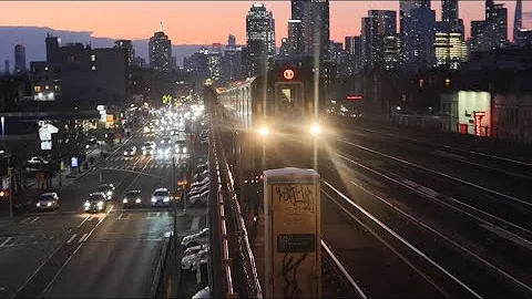 MTA NYC Subway : Mets-Willets Point Bound R188 (7) Train @ 46th Street-Bliss Street