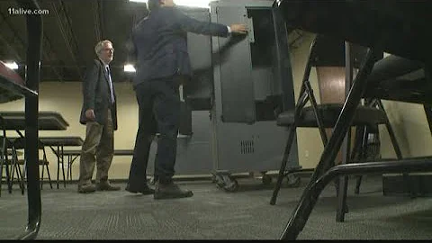 Would new voting machine cabinets hide hackers?