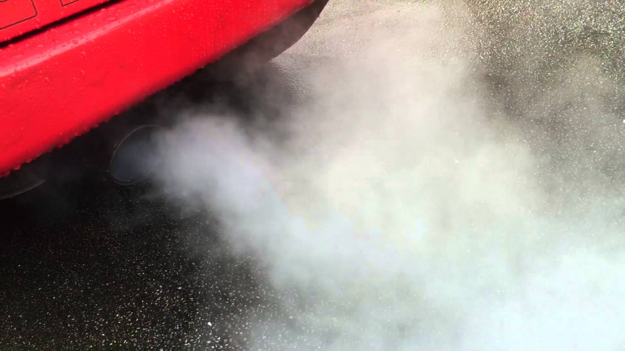 Porsche 924 - Head Gasket Problem? - YouTube