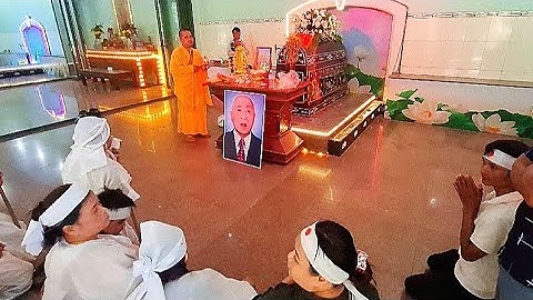 Tang lễ ông Nguyễn Văn bé gia đình đưa tiễn tại hoa viên BD.