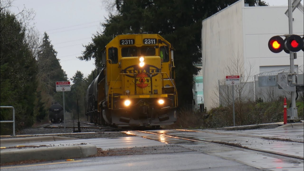 Portland and western 2311 Sherwood local on SW Tualatin Sherwood road in Sherwood OR