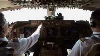 Boeing 747-400 landing in KLAX