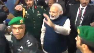 Prime Minister Narendra Modi meets with L&T workers in Riyadh, Saudi Arabia 02.04.2016 Part I