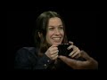 Capture de la vidéo Alanis Morissette At Charlie Rose (1999)