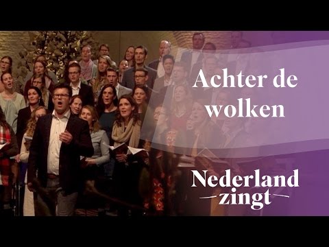 Video: Zwevend Onder De Wolken - Alternatieve Mening