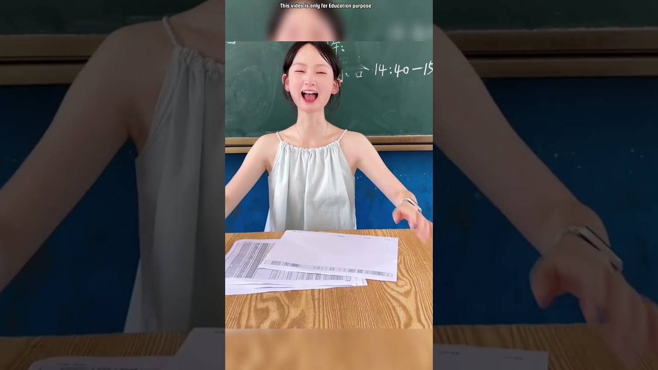 China's crazy teacher starts looking for children in class 😲