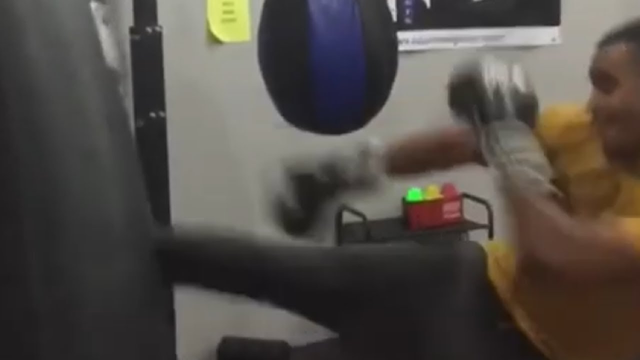 GOLD’S GYM BOXING ROOM TRAINING (TOTOWA) YouTube