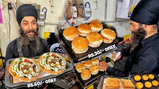 Rs.60/- Mein Singh Saab Ka Overloaded Pizza | Street Food India