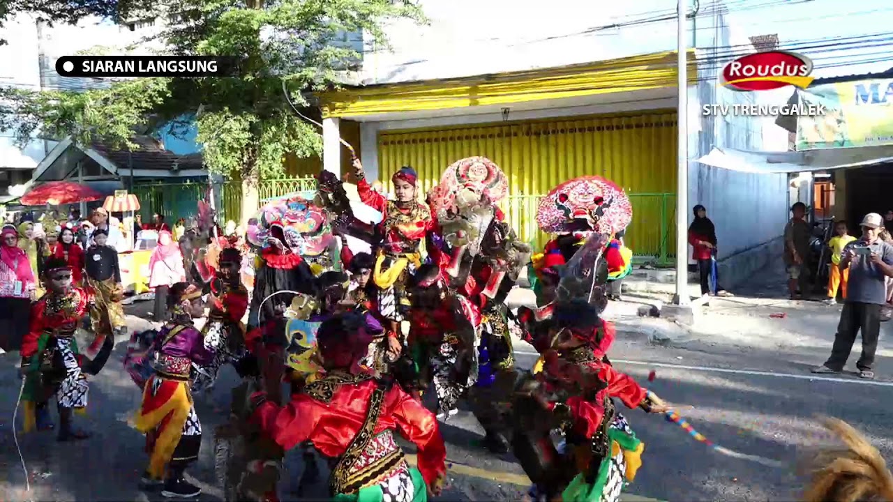 PAWAI BUDAYA TINGKAT SD/MI KOTA TRENGGALEK