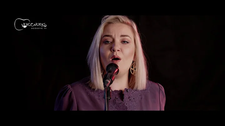 Christine Cusack // Green & Gold - Lianne La Havas