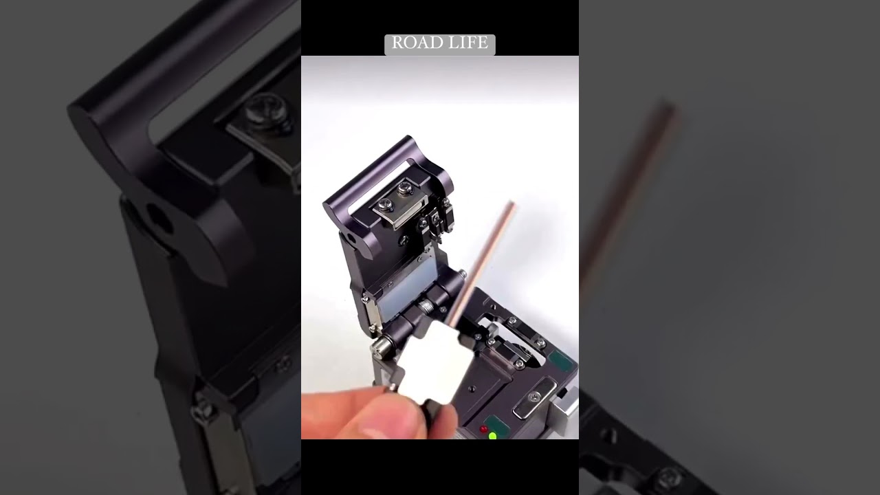 Fibers Cleaver and Fiber Thermal stripper CS22 Fiber Cutting and stripping 